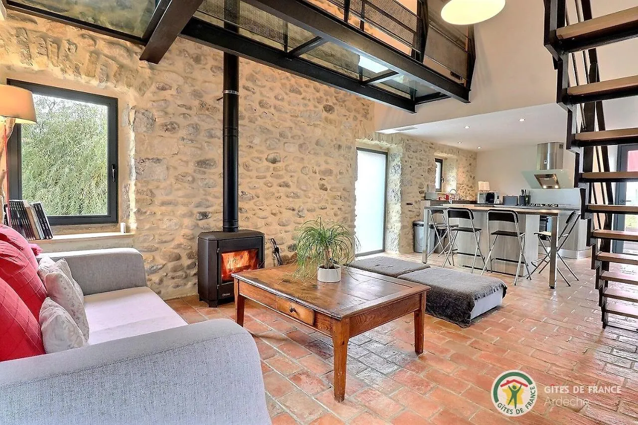 Hébergement de vacances Villa L'envol des papillons à Grospierres France