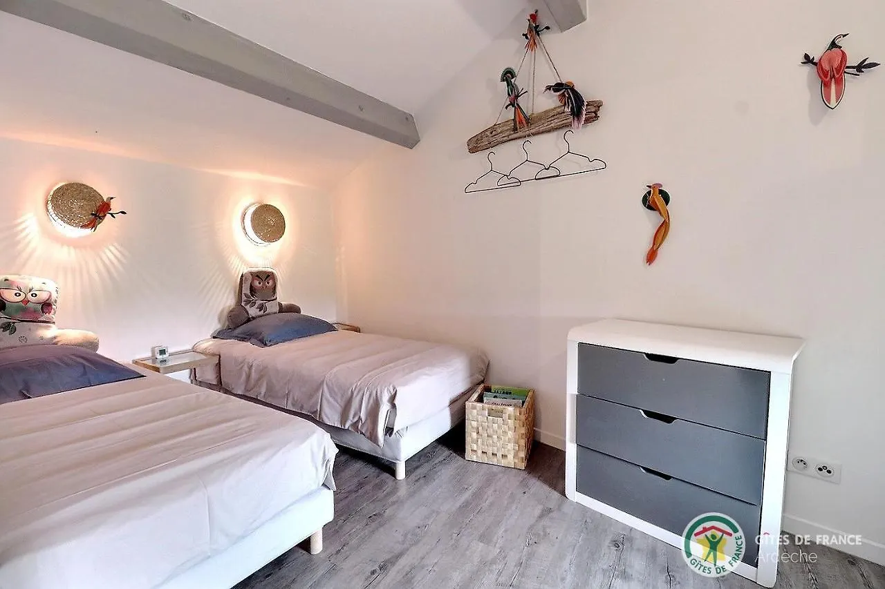 Villa L'envol des papillons à Grospierres